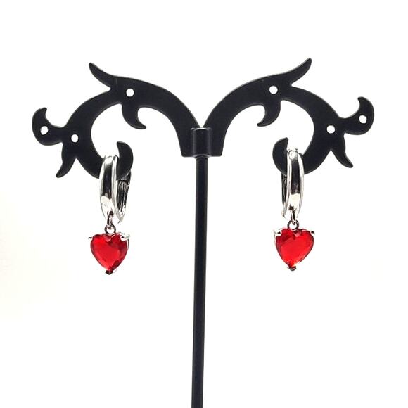 925 Sterling Silver Earrings Red Synthetic Heart Ruby Valentine Birthday Gift - Picture 3 of 6